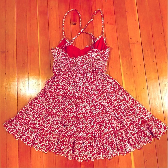 Floral Backless Layered Hem Cami Dress. Size XS - Picture 3 of 3